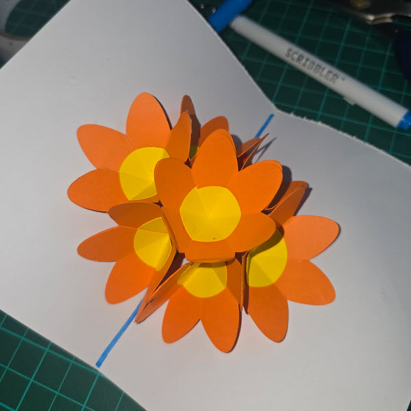 Final result of the 3D pop up flower card